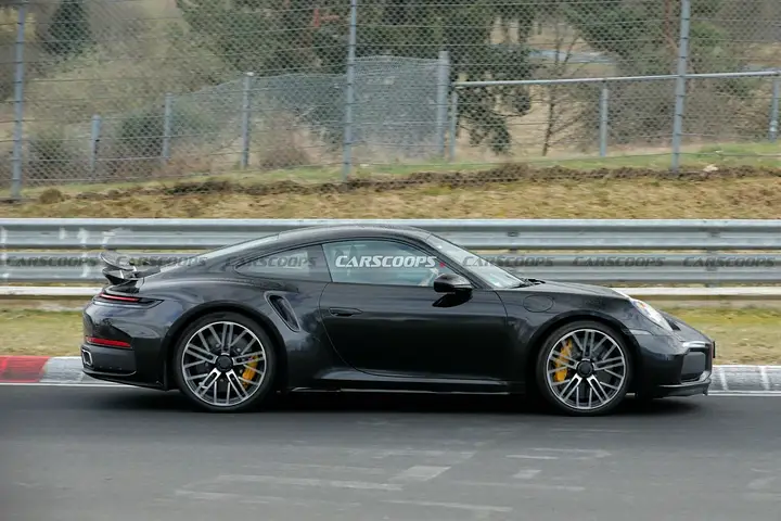 2026-Porsche-911-Turbo-S-324-5-1536x1025