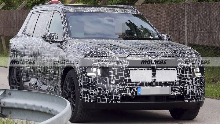 bmw-x7-2027-fotos-espia-2025108058-1746631721_9