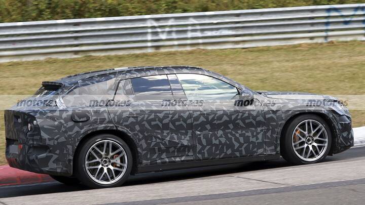 mercedes-amg-gt-suv-electrico-fotos-espia-2025110456-1760085132_6