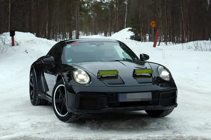 Porsche-Dakar-newcarscoops-4-2048x1365