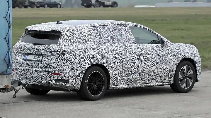 Skoda Vision 7S spy shot - rear 3_4_wvmwgc