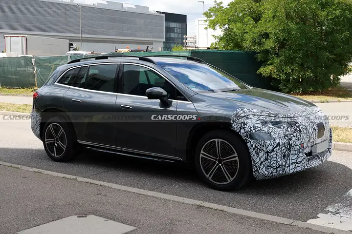 2027-Mercedes-EQS-SUV-724-6-1536x1024