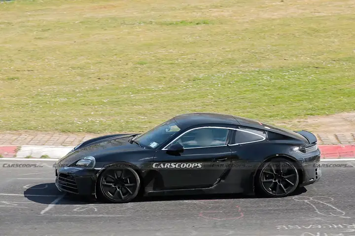 Porsche-Cayman-electric-scoop-00016-1536x1025