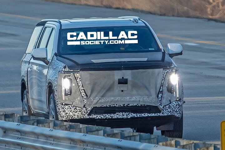 2025-Cadillac-Escalade-ESV-Prototype-Spy-Shots-Refresh-Front-End-Exterior-002