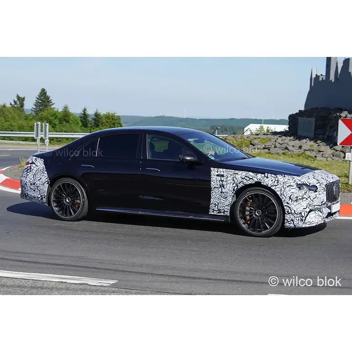 Mercedes-AMG S-class facelift spied!#Mercedes #amg #sclass #s63amg #mercedesamg #facelift #prototype #erlkönig #spyshot #carspy #nürburgring #Germany #german #luxury #dasbesteodernichts #thebestornothing (1)