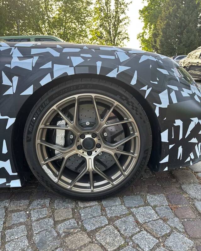 2027 Mercedes-AMG GT4 EV - newcarscoops - 4ea78