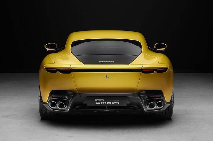 imgi_75_ferrari-amalfi-rear-quarter