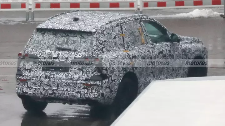 audi-q9-2025-fotos-espia-202499886-1705918147_9