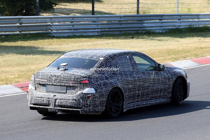 bmw-i3-m-sports-sedan-spied-newcarscoops9