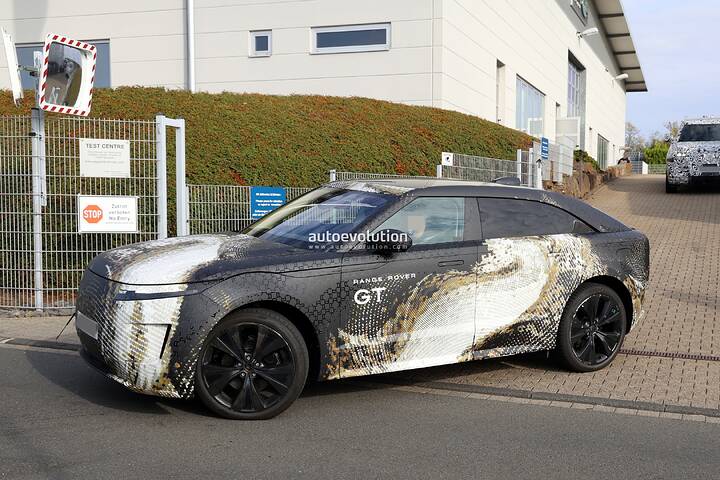new-gt-is-the-fifth-range-rover-model-and-its-unlike-any-other-274705_1