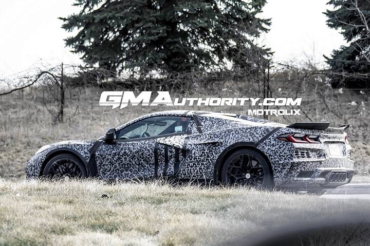 2026-Chevrolet-C8-Corvette-Zora-Convertible-Prototype-Spy-Shots-March-2025-Exterior-007-side-rear-three-quarters
