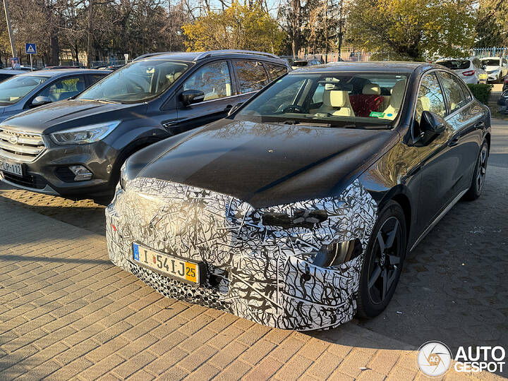 mercedes-benz-c-klasse-ev-2026-65b45-c616305042026183829_1