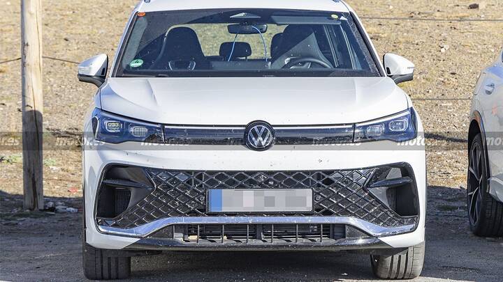 volkswagen-tiguan-r-2027-fotos-espia-interior-2026116842-1791298231_2