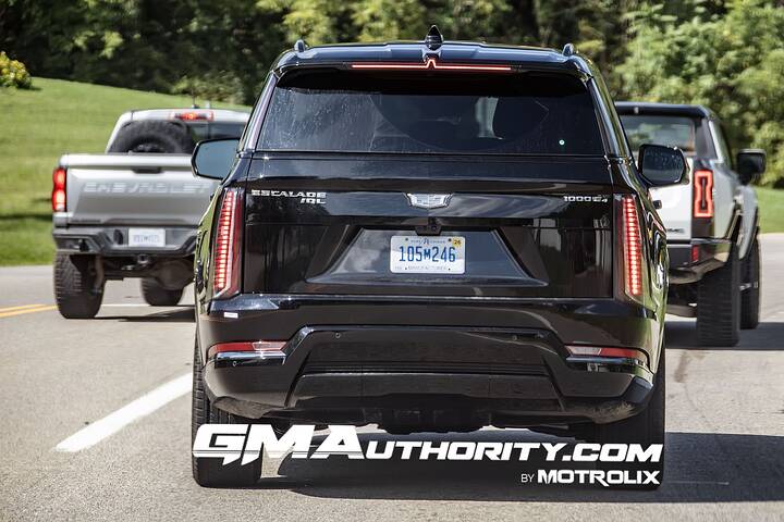 cadillac-escalade-iql-sport-first-photos-august-2024-exterior-009-rear-tail-lights