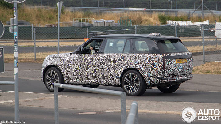 land-rover-range-rover-2027-41ce5-c149014072026220855_6