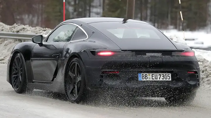 Porsche Cayman EV - rear 3_4_gl3hgl