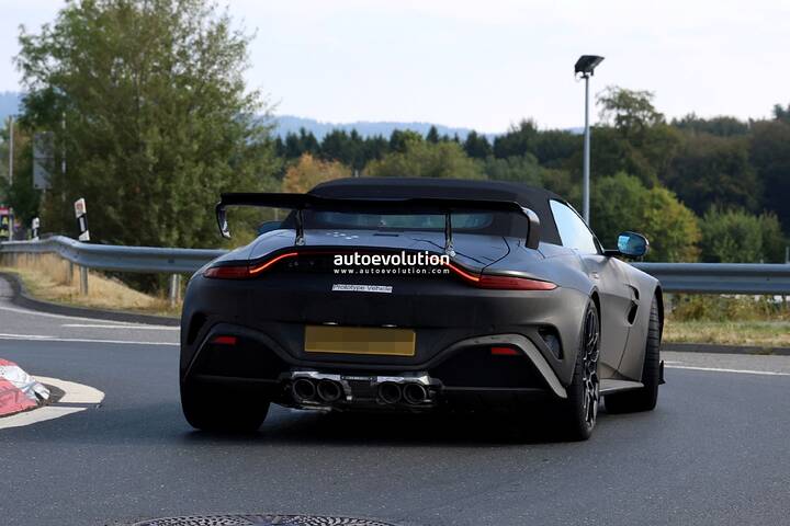 spy-photos-the-2027-aston-martin-vantage-rs-roadster-is-gaydon-s-next-open-top-track-weapon_27