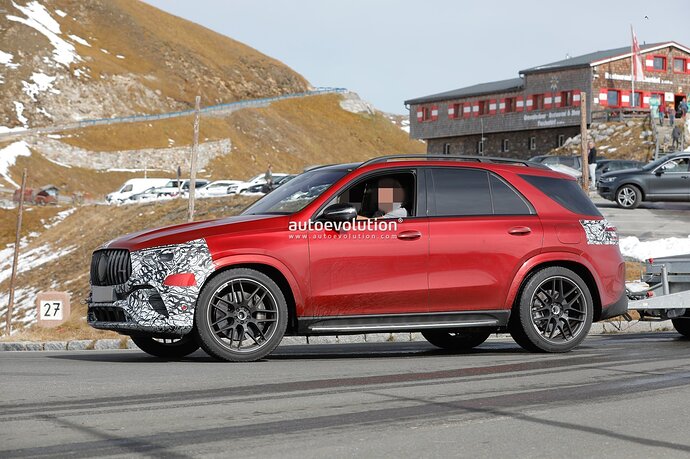 2023-mercedes-amg-gle-53-leaves-nothing-for-the-imagination-updates-are-imminent_8