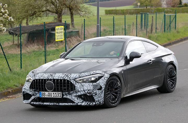2025-mercedes-amg-cle-63-spied-it-s-a-c-63-dressed-in-different-attire_4