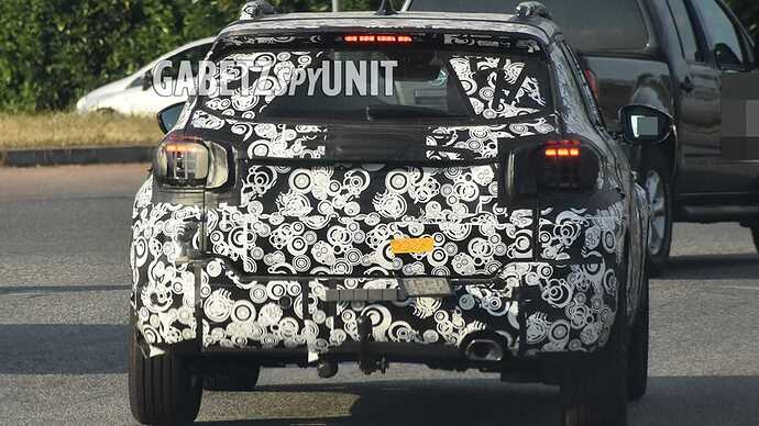 2023-jeep-junior-or-jeepster-spy-shots (7)