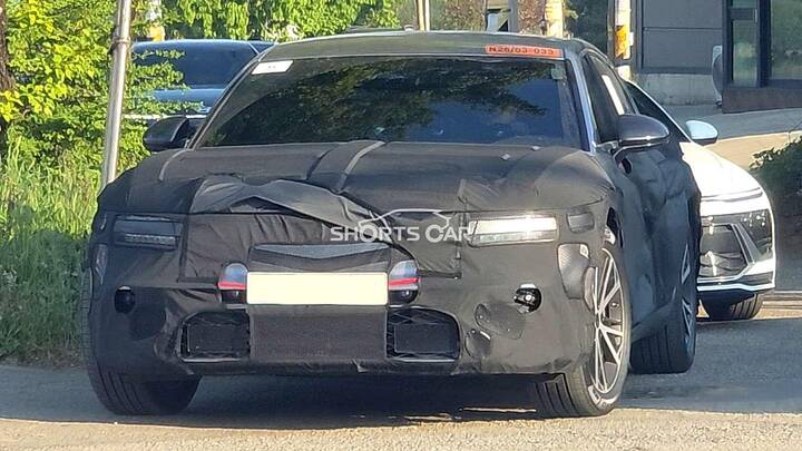 imgi-genesis-g90-facelift-front-leaked-newcarscoops