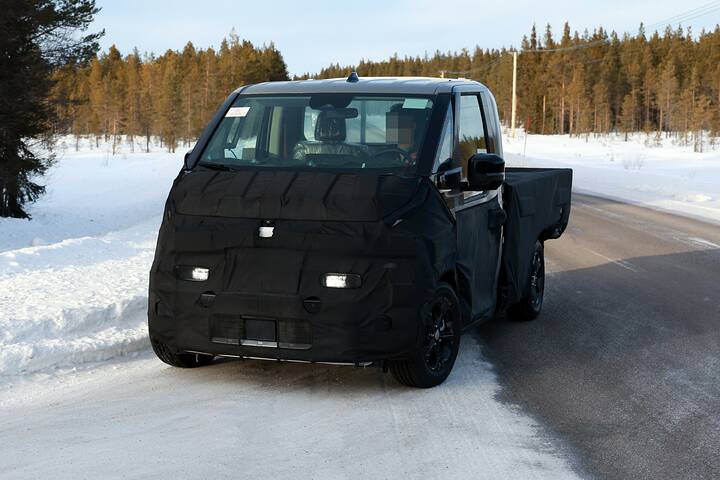 2026-Kia-PV5-cab-chassis-flatbed-5