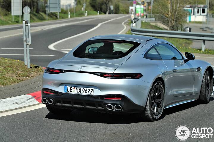mercedes-amg-gt-43-c192-2027-c5b65-c685108072026213241_9