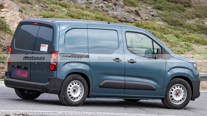 peugeot-e-partner-2027-fotos-espia-2026114542-1780481493_6