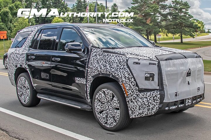 2024-chevrolet-tahoe-high-country-prototype-spy-shots-july-2023-exterior-005