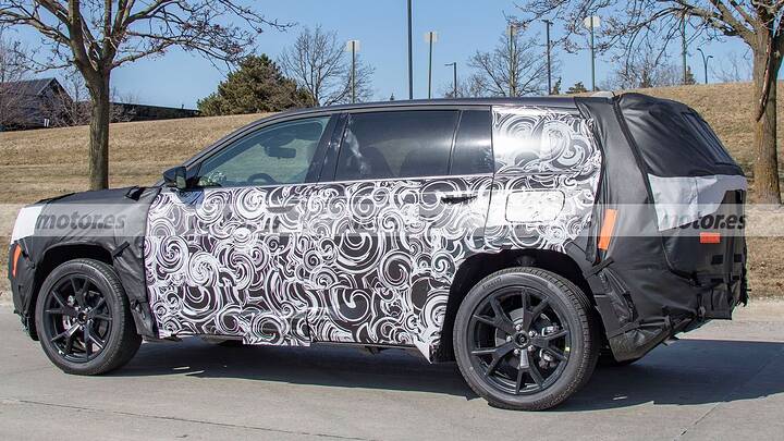 jeep-cherokee-2026-fotos-espia-2025107178-1741948994_3