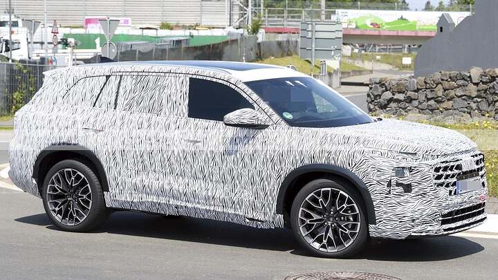 Audi prueba un nuevo SUV exclusivo para China en Nürburgring, lo fabricarán los dueños de MG 4
