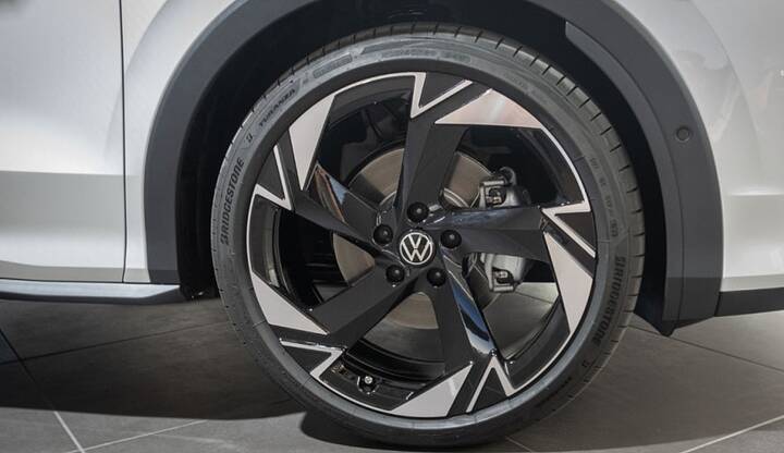 FILTRADO! Se escapa el nuevo Volkswagen T-Roc con todo detalle #vw #troc #newtroc #vwtroc #carne (7)