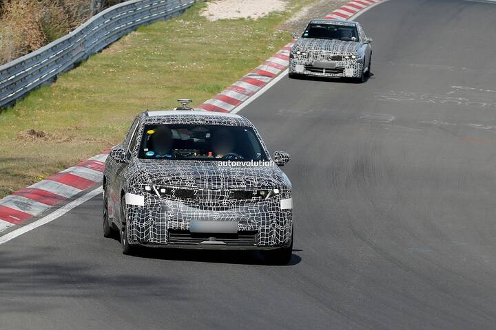 2026-bmw-ix3-shows-production-lights-first-neue-klasse-model-will-debut-september-2025_4