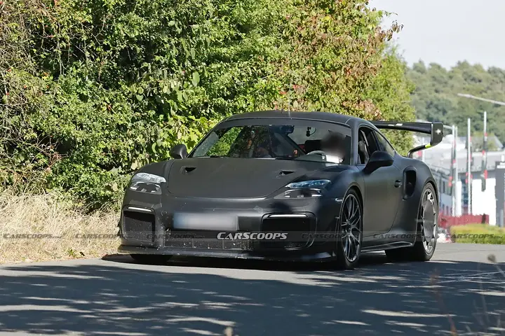 Porsche-911-GT2-RS-Slantnose-Scoop-3-1536x1026