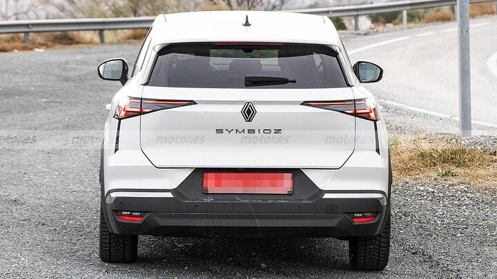 renault-symbioz-mhev-fotos-espia-2025106277-1737477103_8
