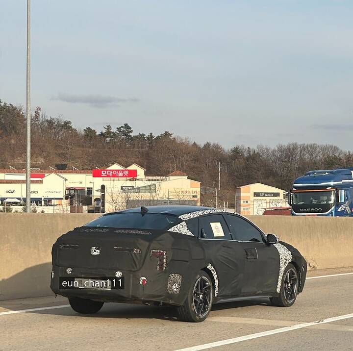 2025 Kia K4_image