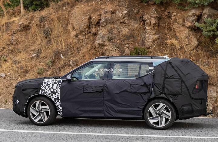 all-new-2026-hyundai-nexo-remains-committed-to-hydrogen-up-to-500-mile-range-rumored_6
