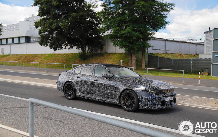 BMW M5 G90 2026