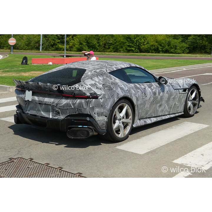 A hardcore Ferrari 12Cilindri Versione Speciale is on the way, featuring a ducktail rear spoi (2)