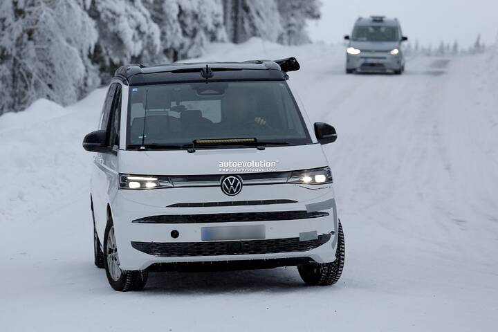 newcarscoops_ Volkswagen T7 California has been spotted(4)