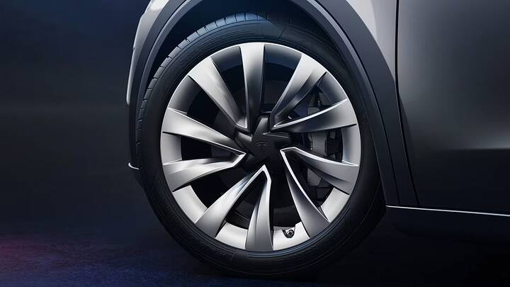 2026-tesla-model-y-juniper-exterior-wheel