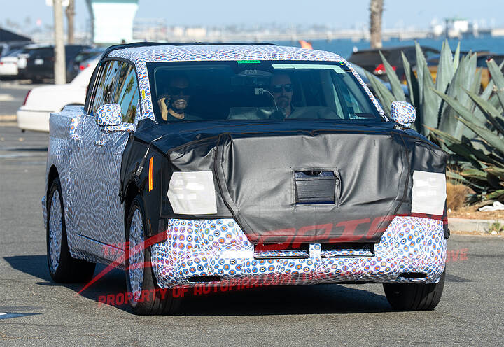 2028 Ford $30,000 electric midsize truck_newcarscoops__1