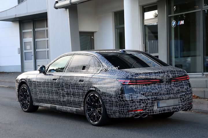 alpina-prepping-new-7er-flagship-sedan-spied-in-a-premiere_19