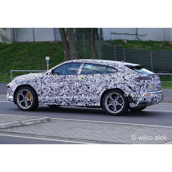 Plug-in-hybrid Lamborghini Urus Performante is on the way!#Lamborghini #Urus #Performante #phev (2)