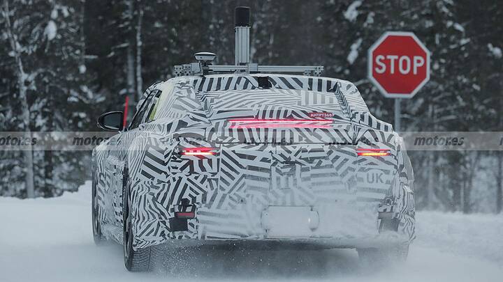 jaguar-gt-type-00-fotos-espia-2025106561-1738923843_14