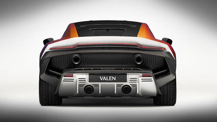 Aston Martin Valen_07