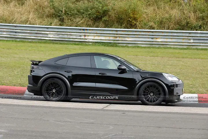 Porsche-Cayenne-Electric-Turbo-GT-15