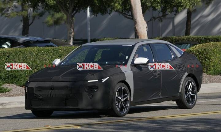 imgi_70_2027-hyundai-elantra-pleos-connect-8-1024x614
