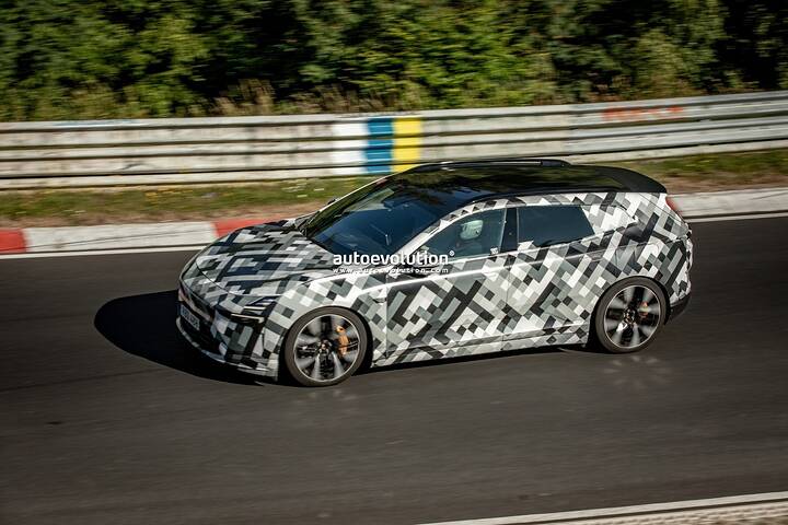 spy-photos-2027-polestar-4-suv-finally-shows-off-its-rear-window_newcarscoops_3