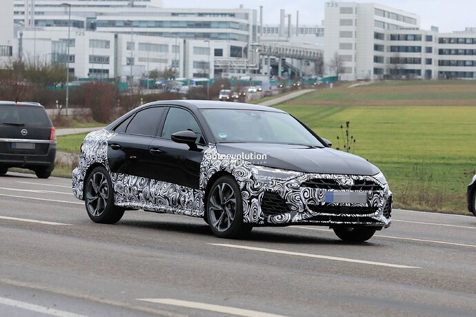facelifted-audi-s3-spied-with-smaller-grille-maybe-bmw-can-learn-a-thing-or-two-from-it_22